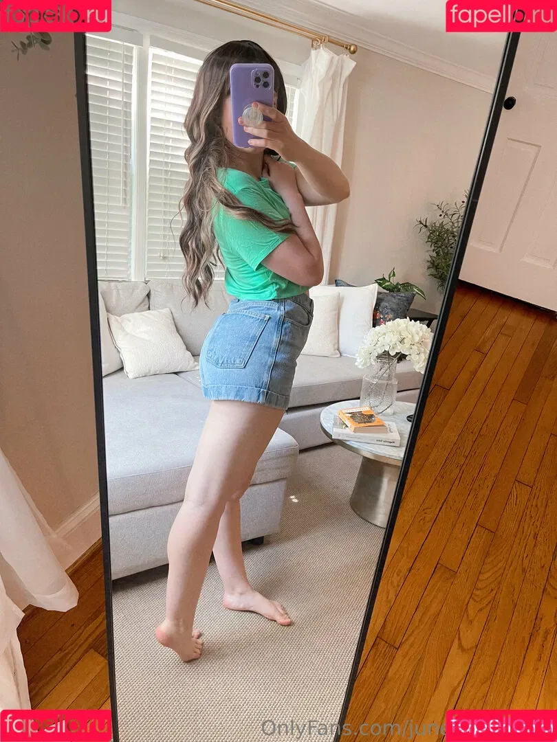 cassandra.june.95 / junecassandra Onlyfans Photo Gallery 