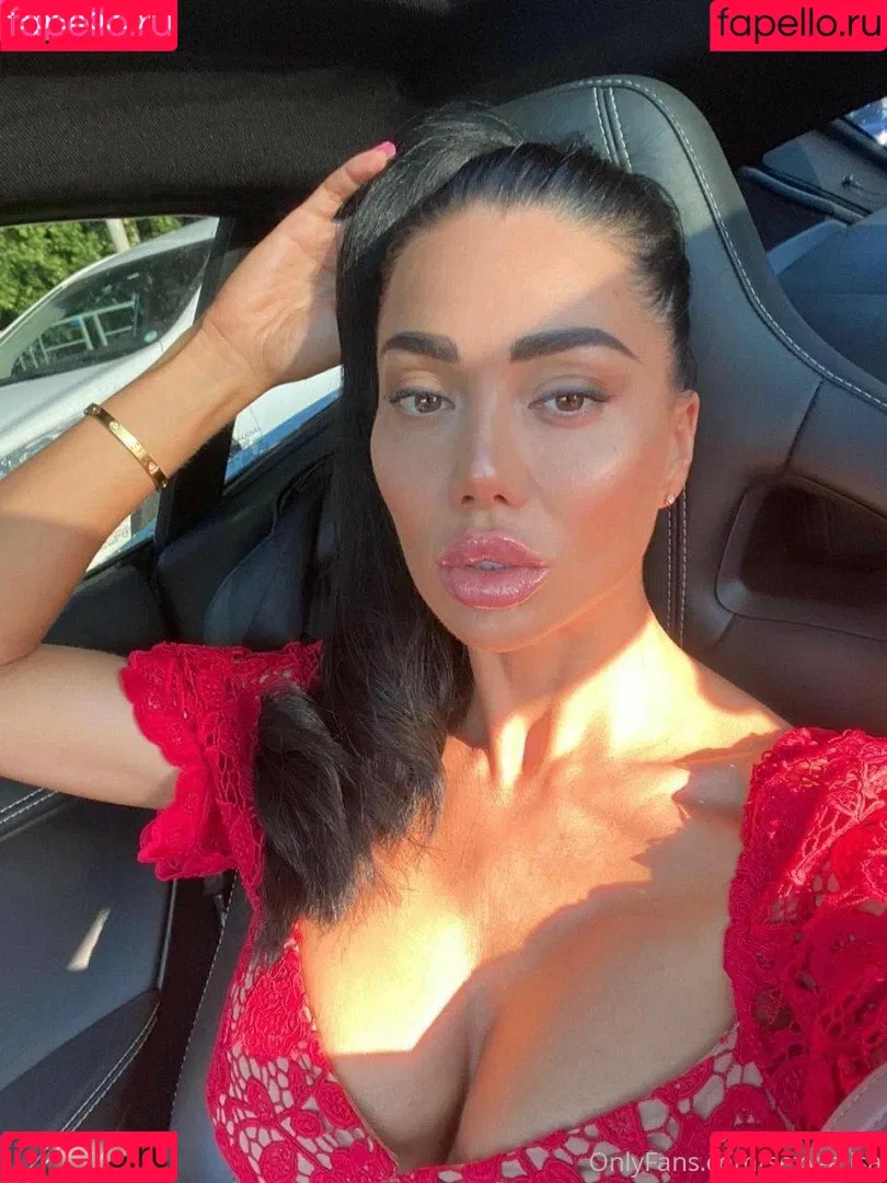 Sexy-Alisa / kiso198613 Onlyfans Photo Gallery 