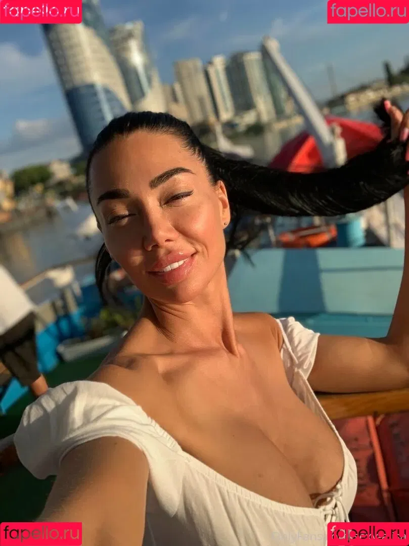 Sexy-Alisa / kiso198613 Onlyfans Photo Gallery 