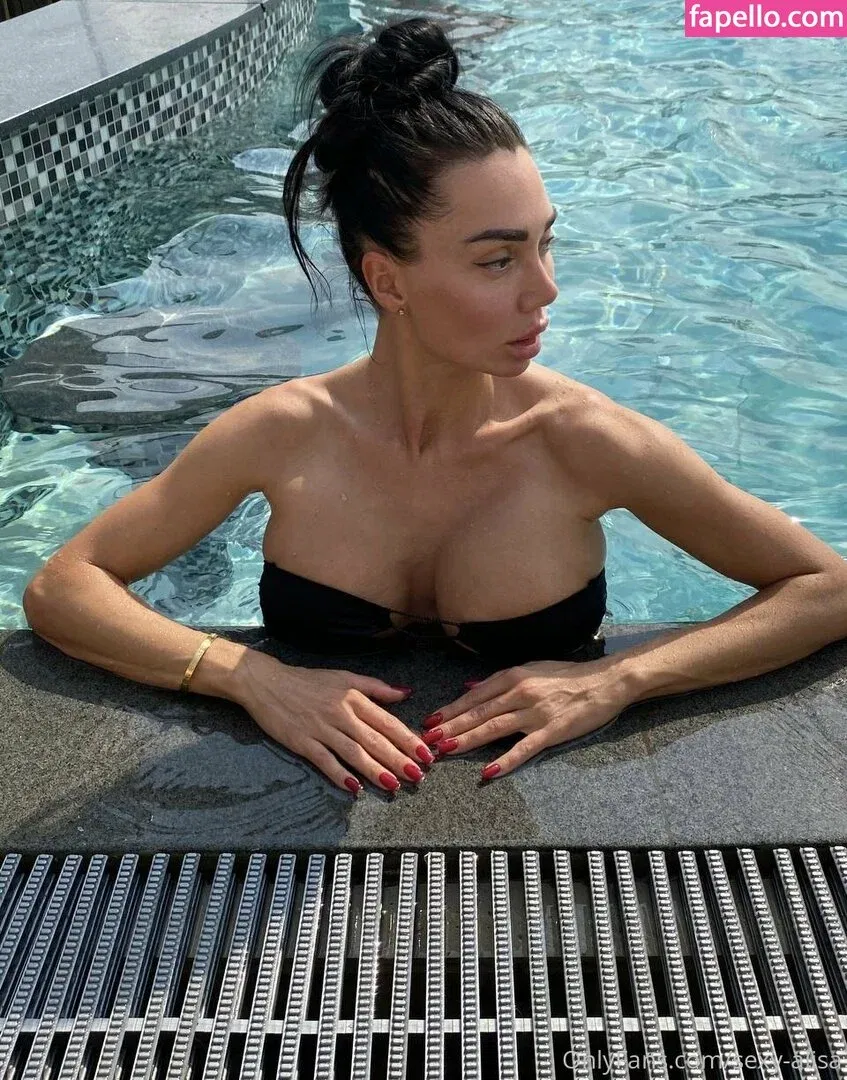 Sexy-Alisa / kiso198613 Onlyfans Photo Gallery 