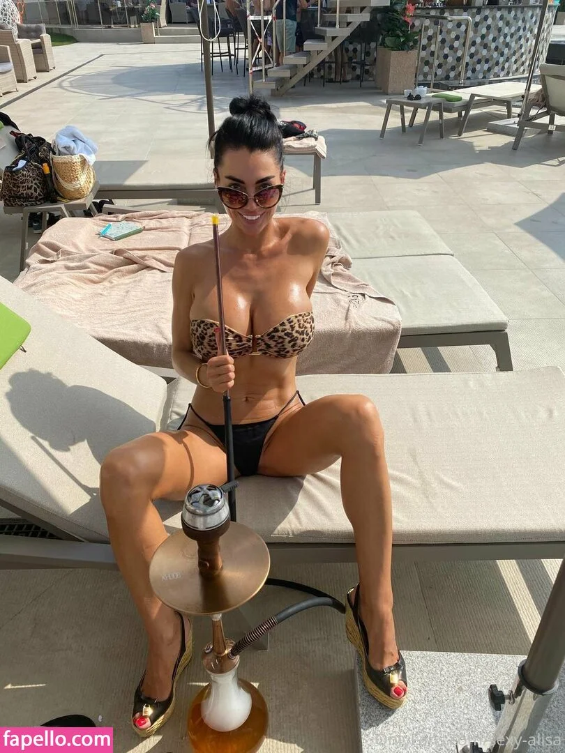 Sexy-Alisa / kiso198613 Onlyfans Photo Gallery 