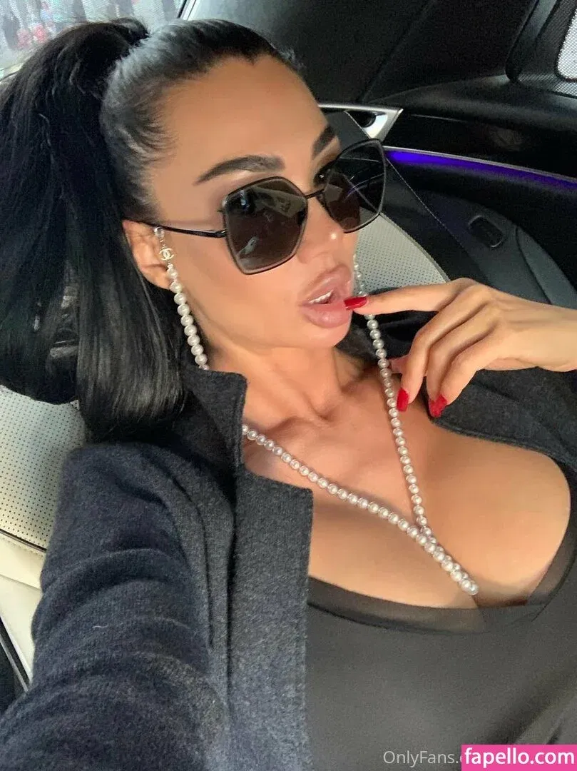 Sexy-Alisa / kiso198613 Onlyfans Photo Gallery 