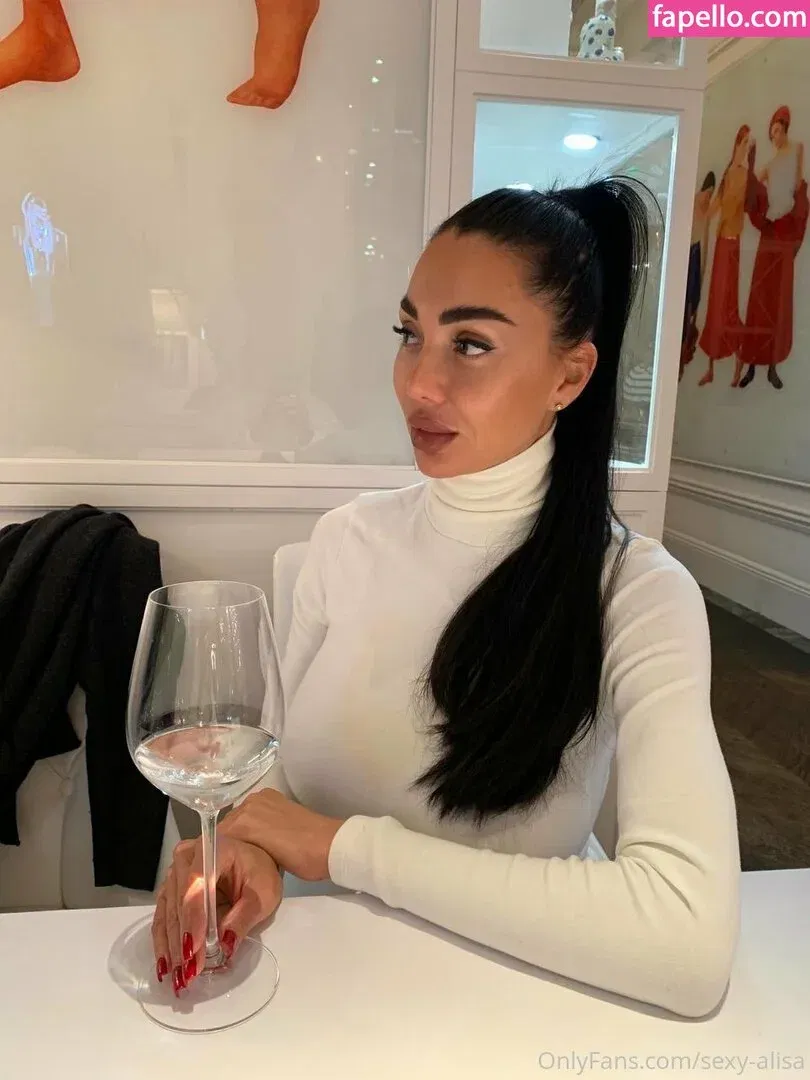 Sexy-Alisa / kiso198613 Onlyfans Photo Gallery 