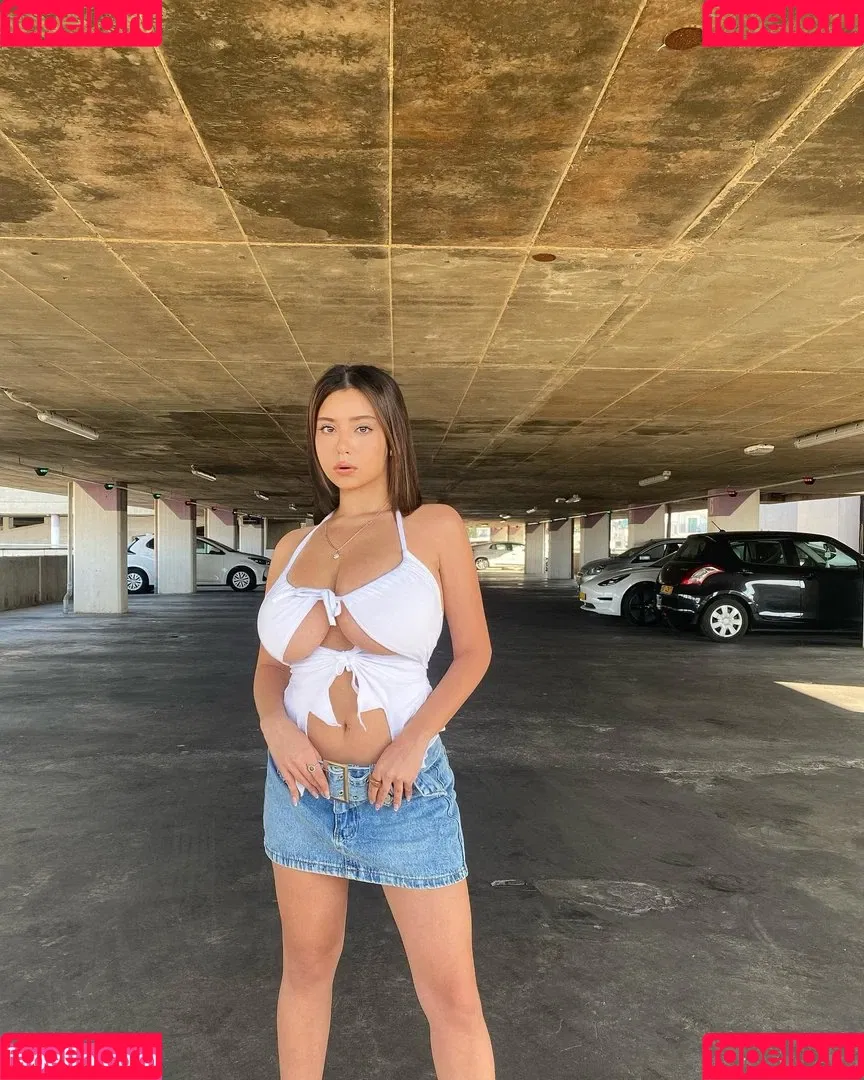 Coral Sharon / coral.sharon / coralsharon / coralsharon9 Onlyfans Photo Gallery 