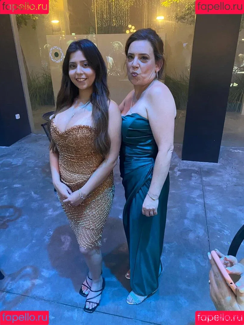 Coral Sharon / coral.sharon / coralsharon / coralsharon9 Onlyfans Photo Gallery 