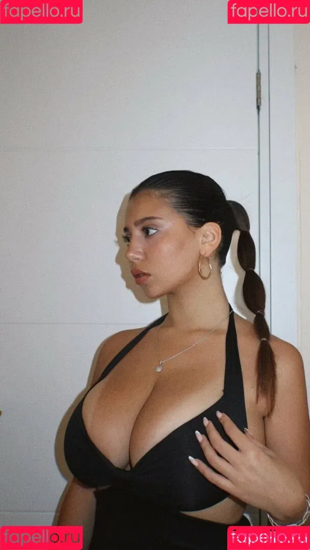Coral Sharon / coral.sharon / coralsharon / coralsharon9 Onlyfans Photo Gallery 