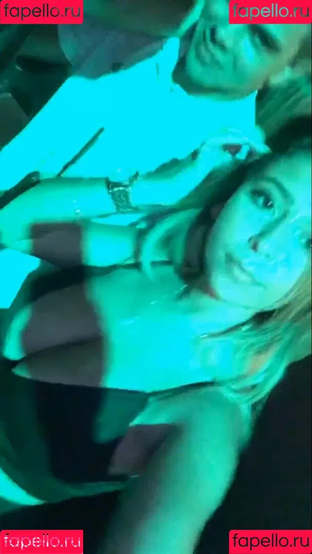 Coral Sharon / coral.sharon / coralsharon / coralsharon9 Onlyfans Photo Gallery 