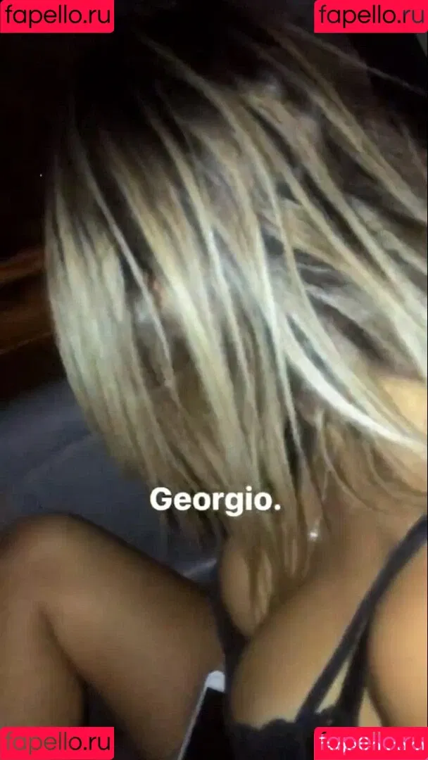 Coral Sharon / coral.sharon / coralsharon / coralsharon9 Onlyfans Photo Gallery 