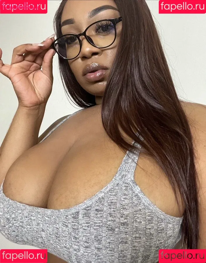 brittney_tonee / brittneytonee Onlyfans Photo Gallery 