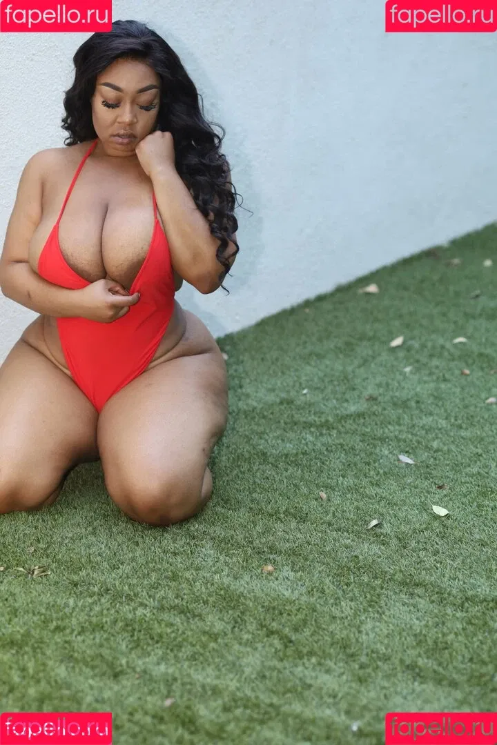 brittney_tonee / brittneytonee Onlyfans Photo Gallery 