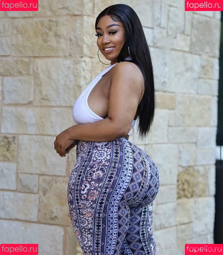 brittney_tonee / brittneytonee Onlyfans Photo Gallery 