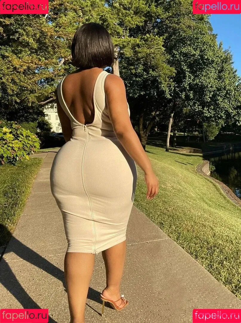brittney_tonee / brittneytonee Onlyfans Photo Gallery 