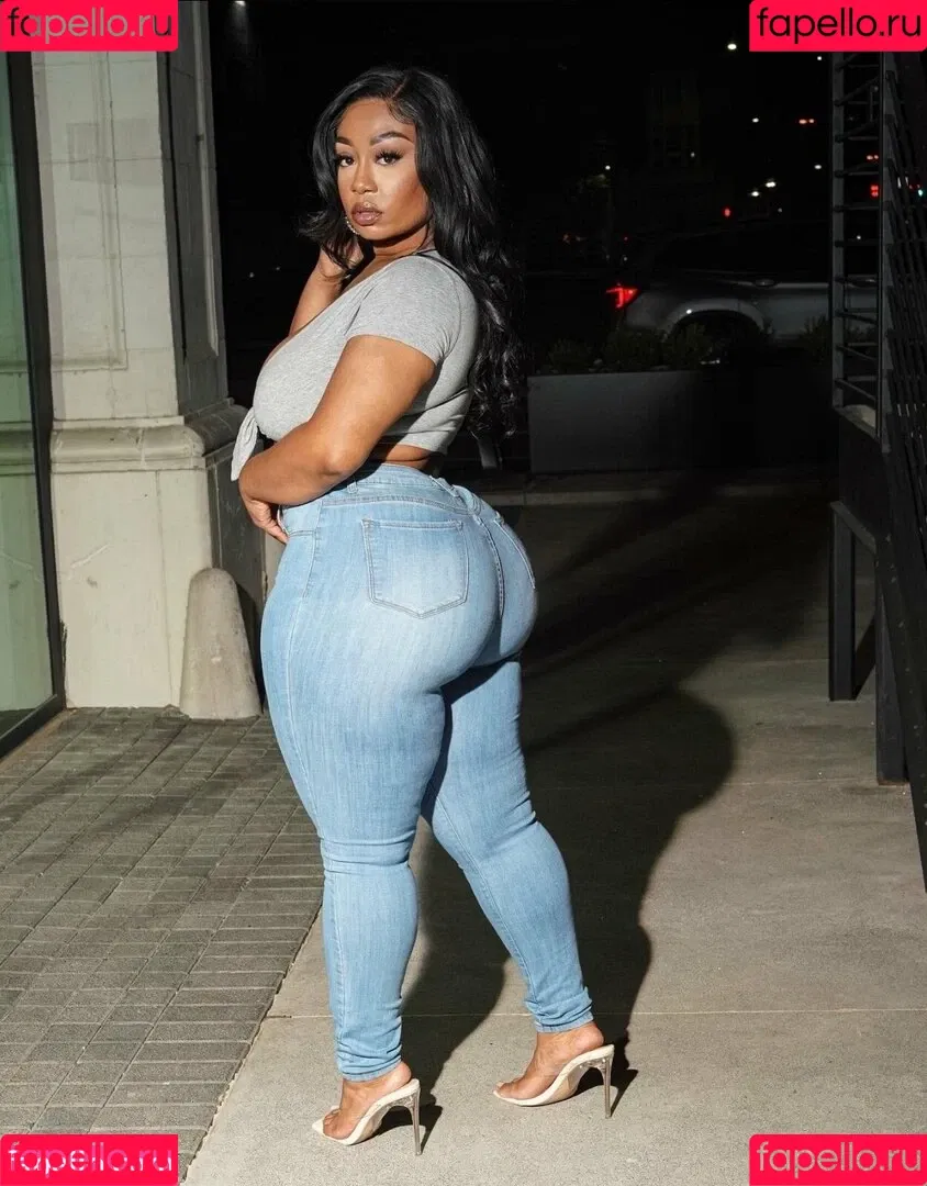 brittney_tonee / brittneytonee Onlyfans Photo Gallery 