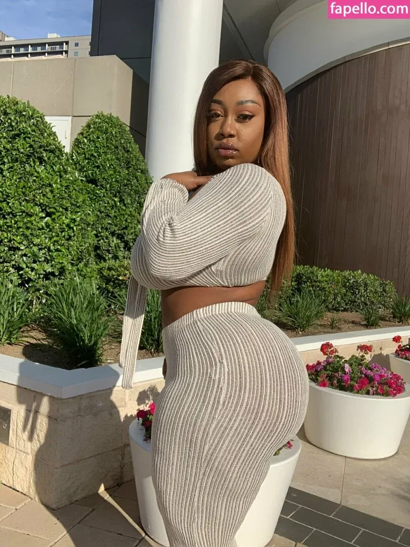 brittney_tonee / brittneytonee Onlyfans Photo Gallery 