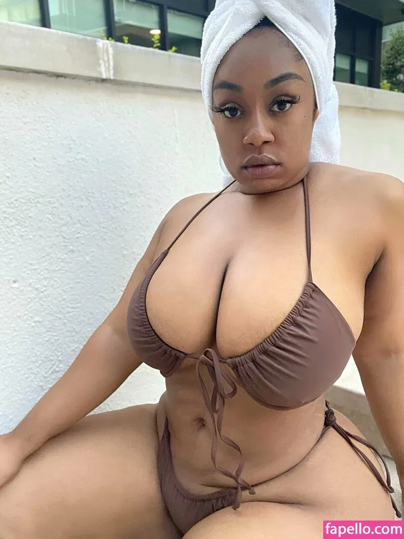 brittney_tonee / brittneytonee Onlyfans Photo Gallery 