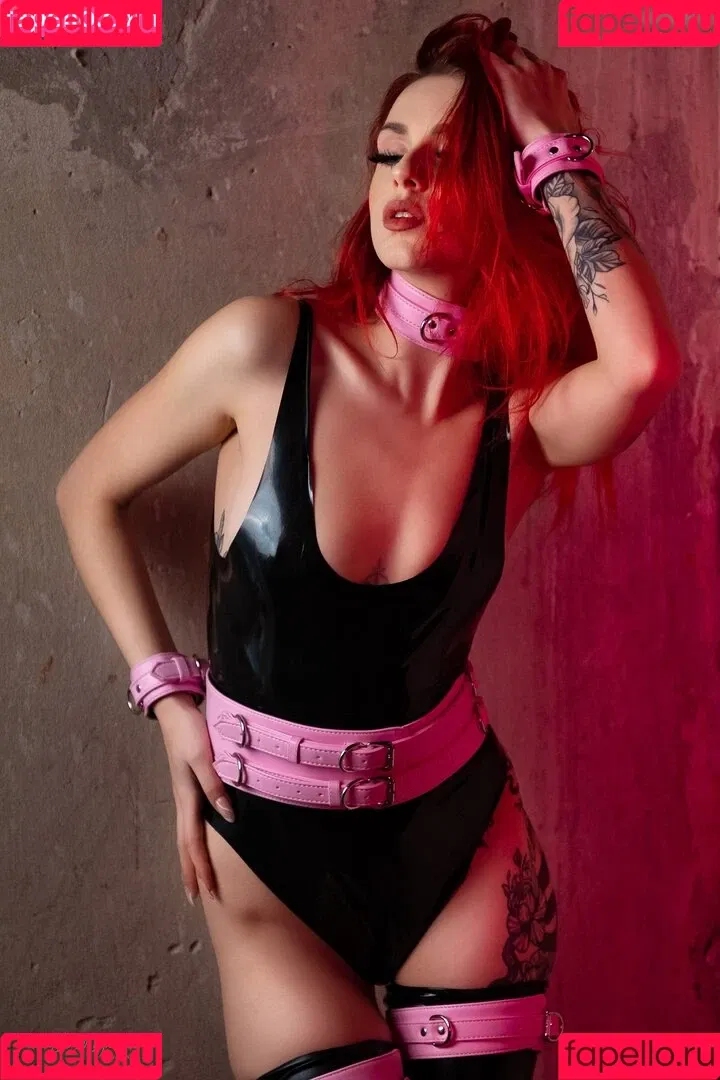 Queen Green / Queen_Green_of / _queen.green / queengreen.of Onlyfans Photo Gallery 