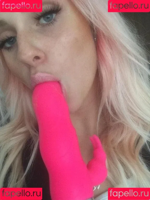 Queen Green / Queen_Green_of / _queen.green / queengreen.of Onlyfans Photo Gallery 