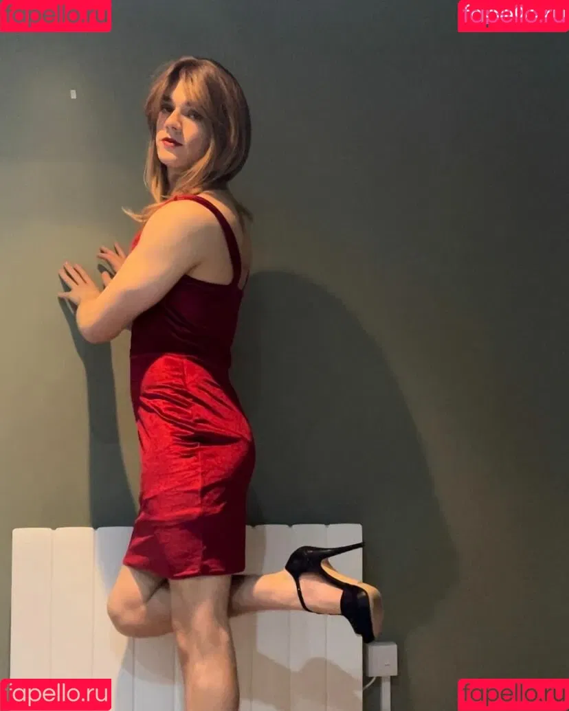 Emmy Harper / cdemmyharper / harperxemx Onlyfans Photo Gallery 