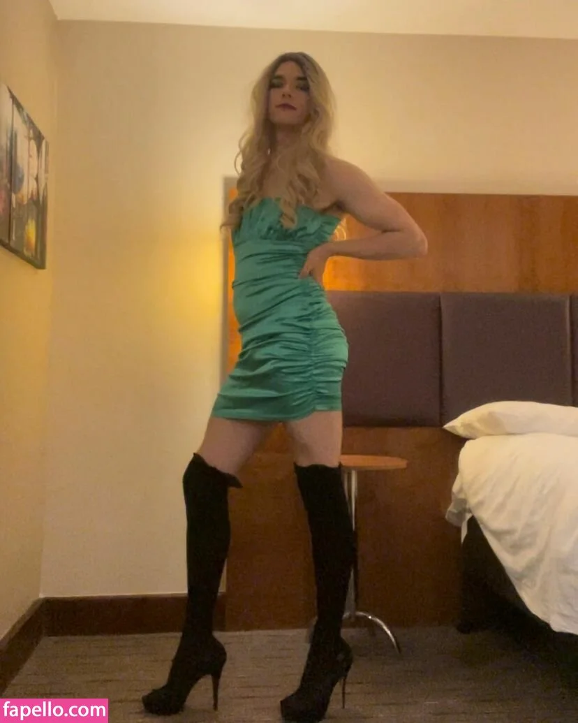 Emmy Harper Nude Onlyfans Photo 33