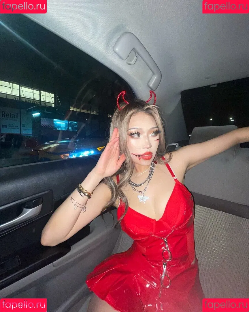 lilnina666 / n.nina666 Onlyfans Photo Gallery 