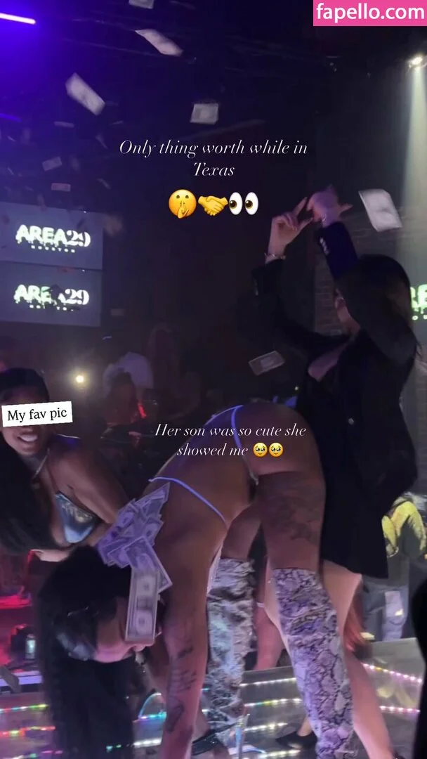 lilnina666 / n.nina666 Onlyfans Photo Gallery 