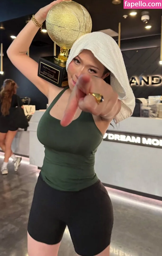 lilnina666 / n.nina666 Onlyfans Photo Gallery 