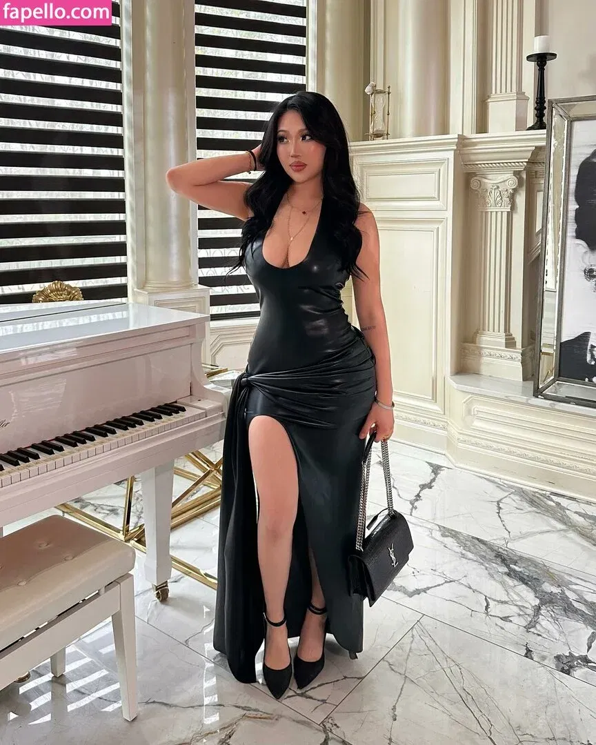 lilnina666 / n.nina666 Onlyfans Photo Gallery 