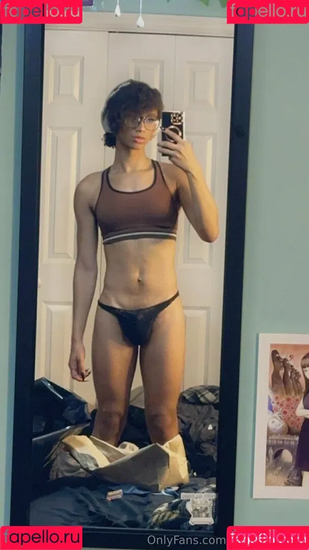 Ivyevescarlet / ivy.eve.scarlet Onlyfans Photo Gallery 