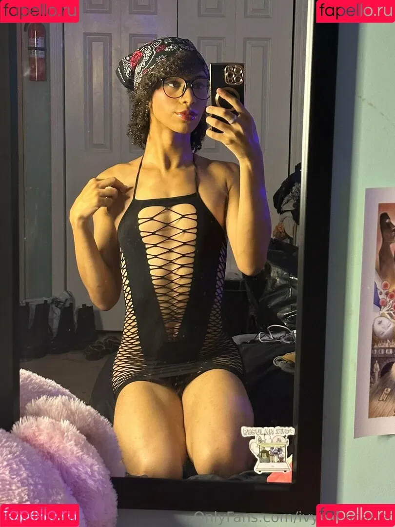 Ivyevescarlet / ivy.eve.scarlet Onlyfans Photo Gallery 