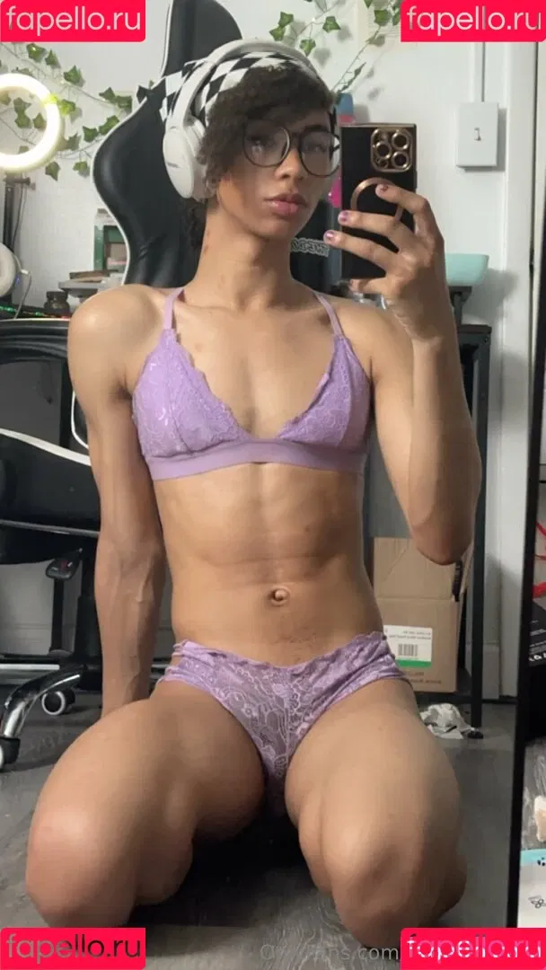 Ivyevescarlet / ivy.eve.scarlet Onlyfans Photo Gallery 