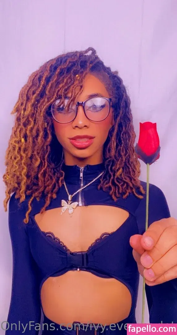 Ivyevescarlet / ivy.eve.scarlet Onlyfans Photo Gallery 