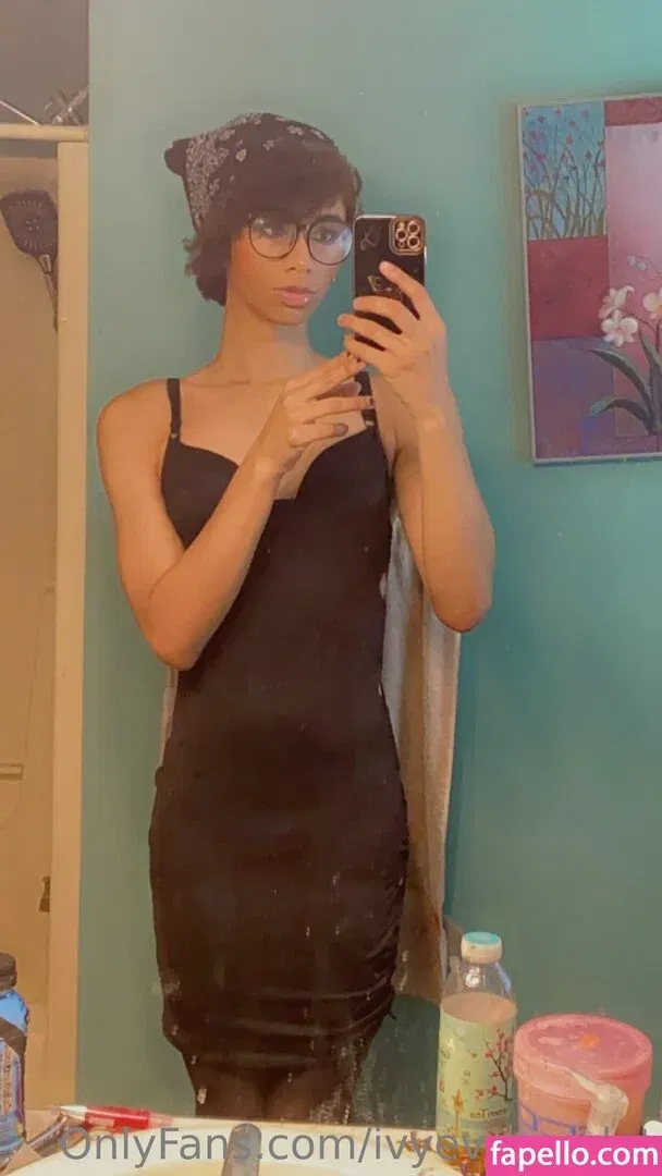 Ivyevescarlet / ivy.eve.scarlet Onlyfans Photo Gallery 