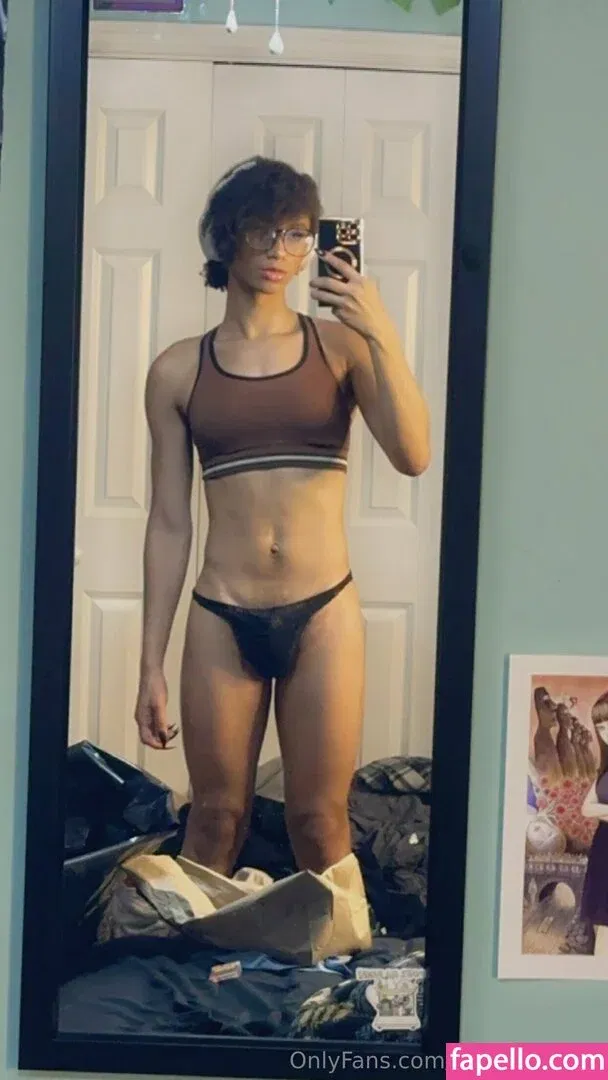 Ivyevescarlet / ivy.eve.scarlet Onlyfans Photo Gallery 