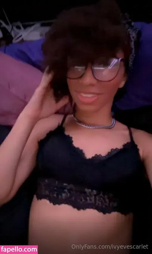 Ivyevescarlet / ivy.eve.scarlet Onlyfans Photo Gallery 