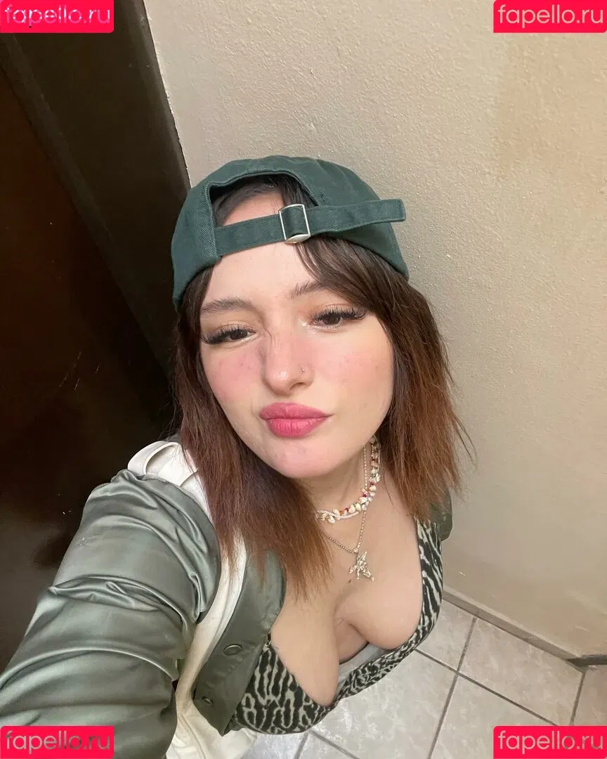 Josseuropa / Yochi / iloveyochi / yochivv Onlyfans Photo Gallery 