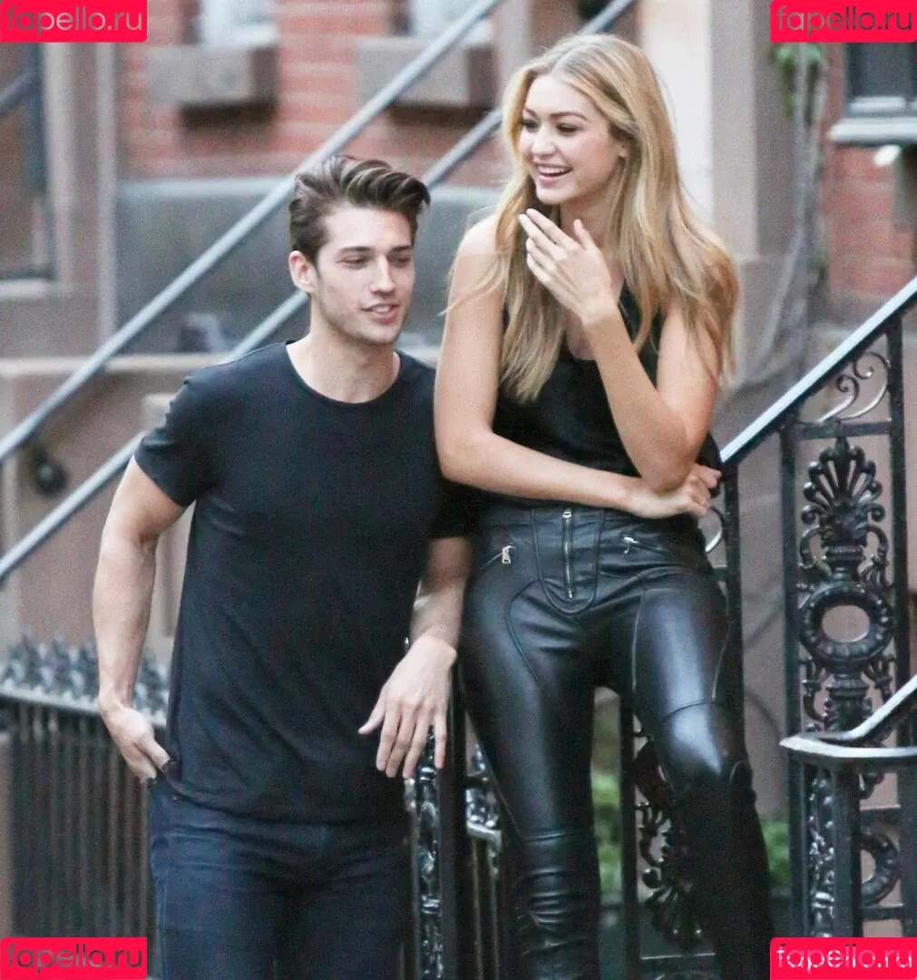 GiGiHadid / Gigi Hadid / aaliyahhadid Onlyfans Photo Gallery 