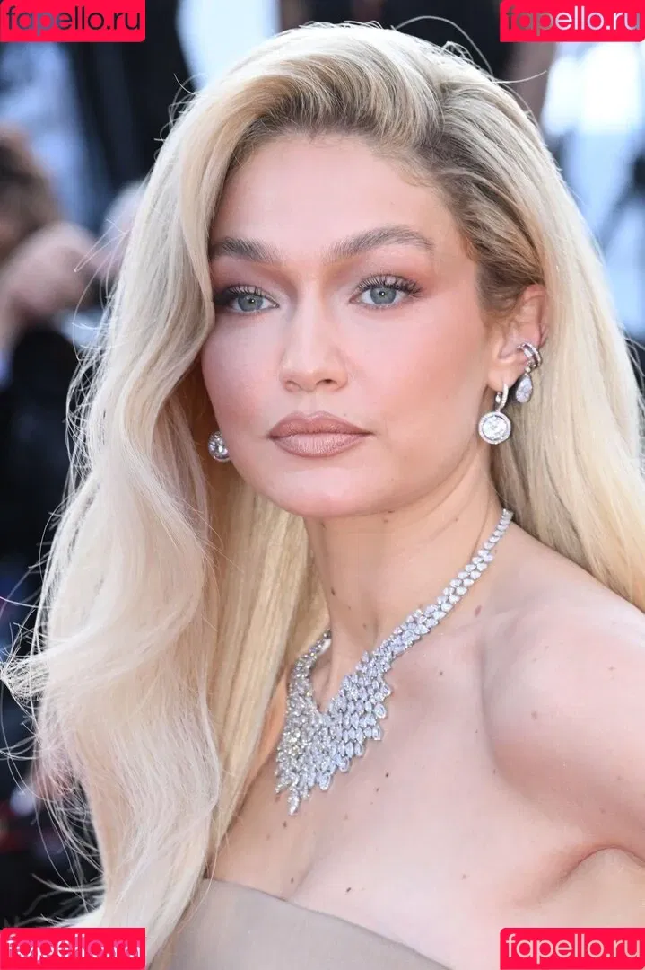 GiGiHadid / Gigi Hadid / aaliyahhadid Onlyfans Photo Gallery 