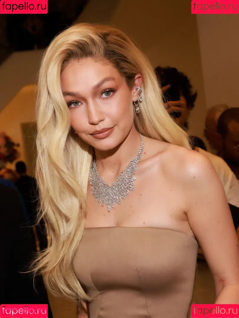GiGiHadid / Gigi Hadid / aaliyahhadid Onlyfans Photo Gallery 