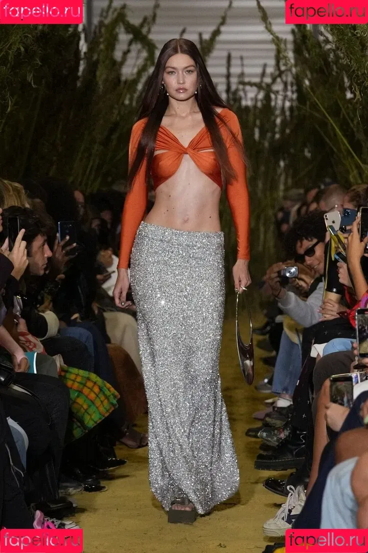 GiGiHadid / Gigi Hadid / aaliyahhadid Onlyfans Photo Gallery 