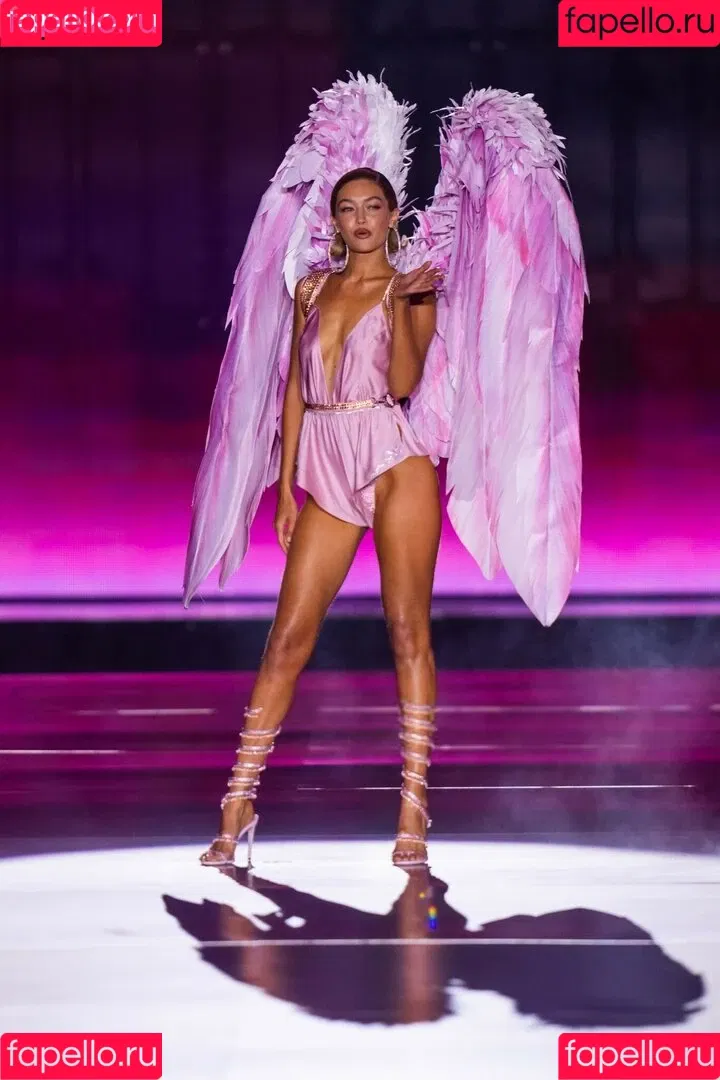 GiGiHadid / Gigi Hadid / aaliyahhadid Onlyfans Photo Gallery 