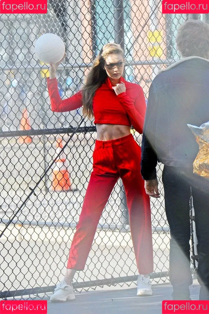 GiGiHadid / Gigi Hadid / aaliyahhadid Onlyfans Photo Gallery 