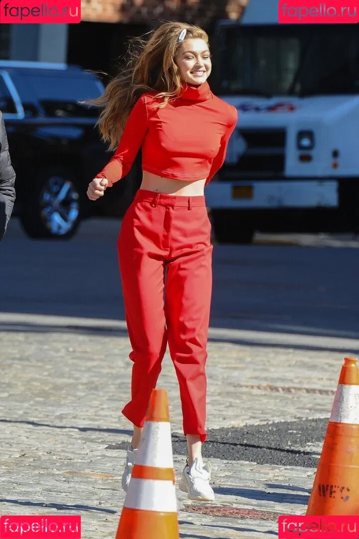 GiGiHadid / Gigi Hadid / aaliyahhadid Onlyfans Photo Gallery 