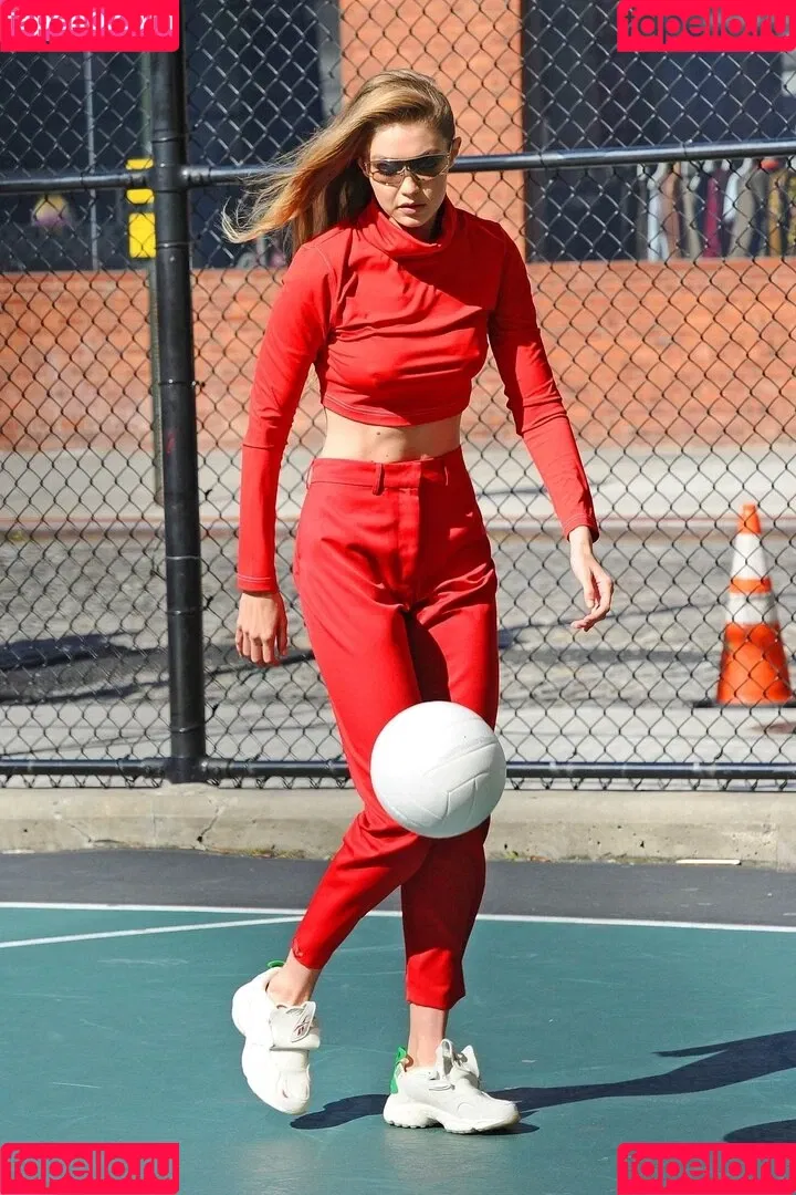 GiGiHadid / Gigi Hadid / aaliyahhadid Onlyfans Photo Gallery 