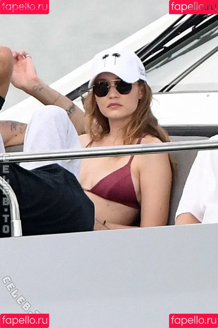 GiGiHadid / Gigi Hadid / aaliyahhadid Onlyfans Photo Gallery 