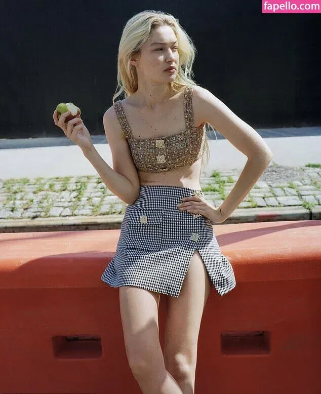 GiGiHadid / Gigi Hadid / aaliyahhadid Onlyfans Photo Gallery 