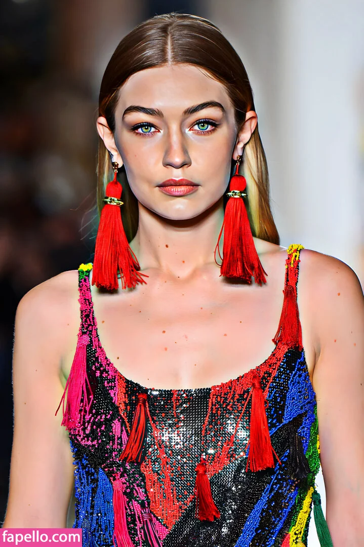 GiGiHadid / Gigi Hadid / aaliyahhadid Onlyfans Photo Gallery 