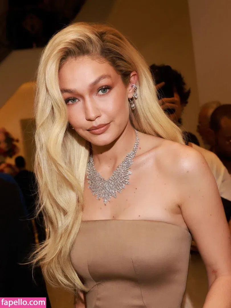 GiGiHadid / Gigi Hadid / aaliyahhadid Onlyfans Photo Gallery 