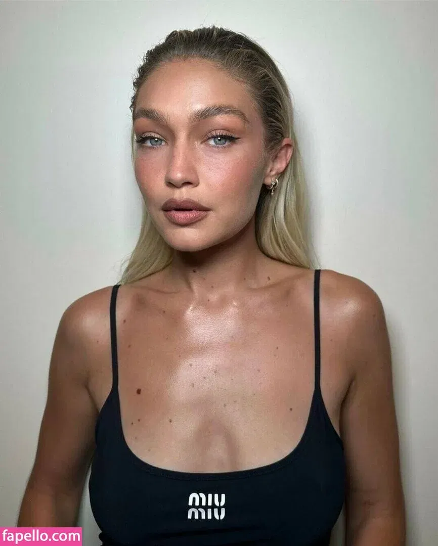 GiGiHadid / Gigi Hadid / aaliyahhadid Onlyfans Photo Gallery 