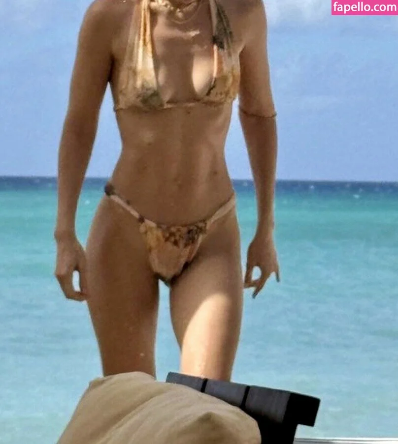 GiGiHadid / Gigi Hadid / aaliyahhadid Onlyfans Photo Gallery 