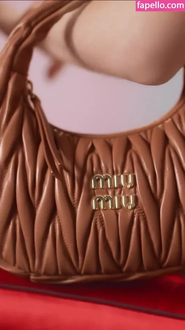 GiGiHadid / Gigi Hadid / aaliyahhadid Onlyfans Photo Gallery 